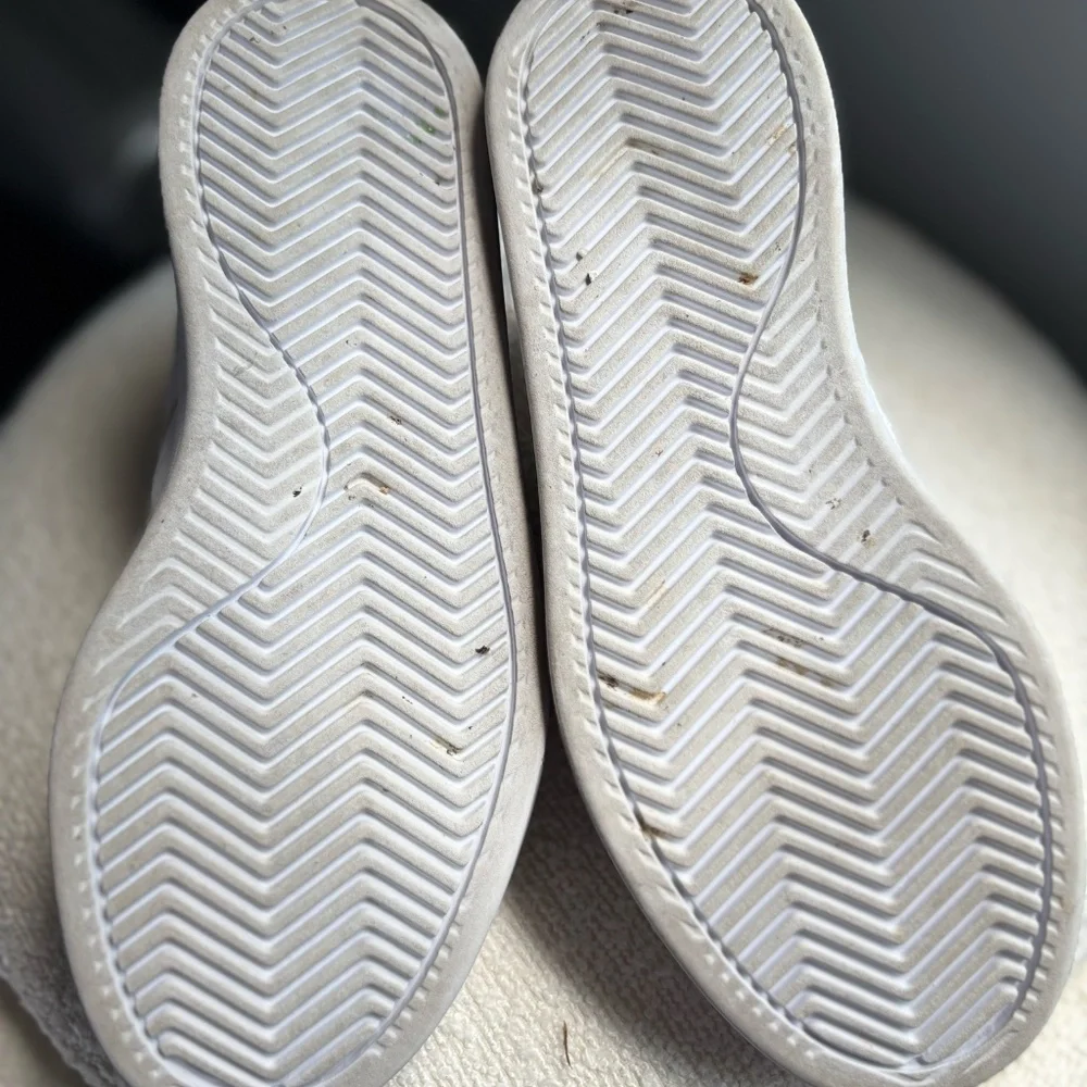 Adidas grand court 2.0 white sneakers size 6